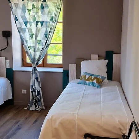 L'auberge De La Source La Valla-sur-Rochefort