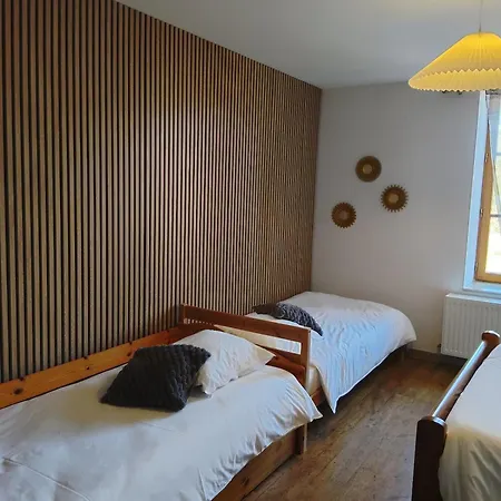 L'auberge De La Source بيت ريفي *