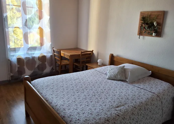 イン L'auberge De La Source La Valla-sur-Rochefort